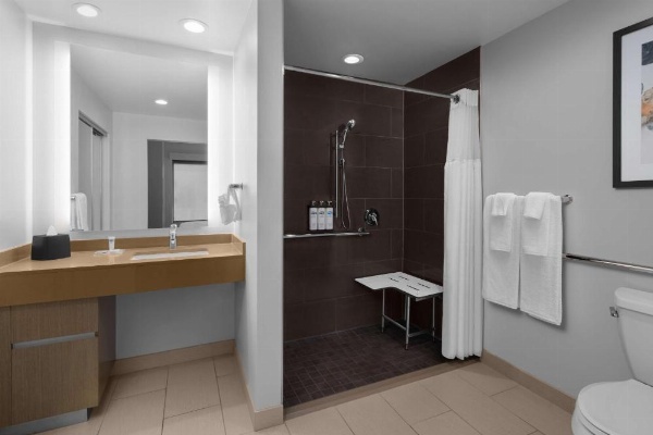 Hyatt House Raleigh North Hills image 10