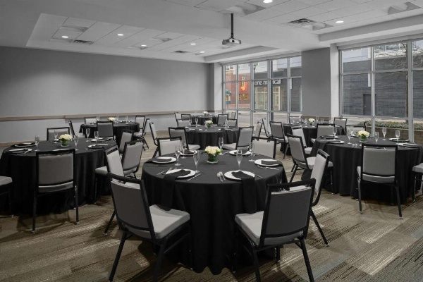 Hyatt House Raleigh North Hills image 17